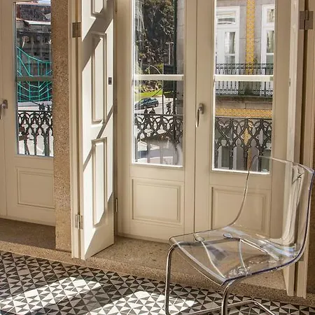 Cardosas Charming With Balconies And Ac Порту