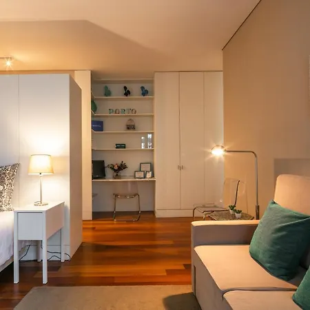 Cardosas Charming With Balconies Apartament