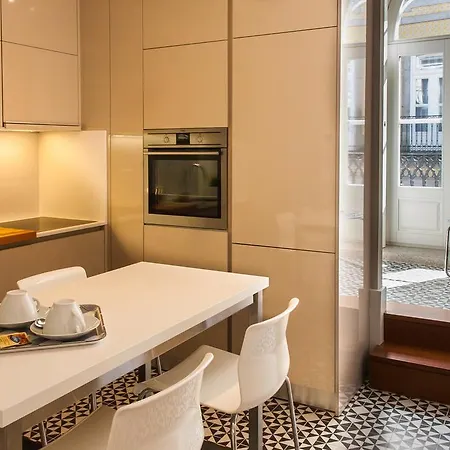 Cardosas Charming With Balconies And Ac * Porto